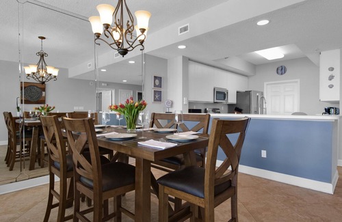 Navarre Beach Condo | Navarre Regency 710: WARNING - May Cause Relaxation & Sand In Unlikely Places