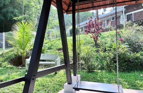 Sulthan Bathery House | Navaz Kalavara - Holiday Home