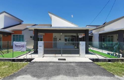 Kampong Raja House | Nawra Homestay Besut - Free Wifi