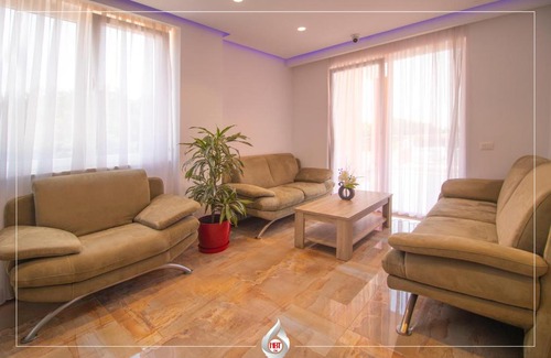 Kurbin Hotel | NBT Hotel Lac