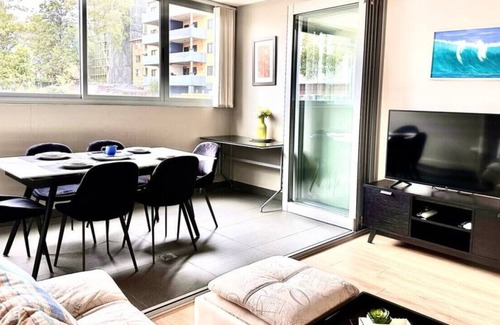 Burwood Apartment | NBUR036-109 · Airbnb | Burwood | Walk to Station | 2 Beds Apt