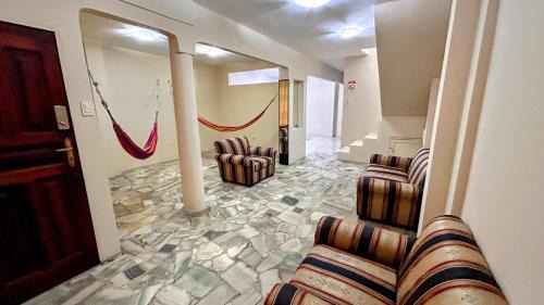 Guayaquil Villa | NCGSUITE ATARAZANA - Hermosa Casa muy amplia para ti