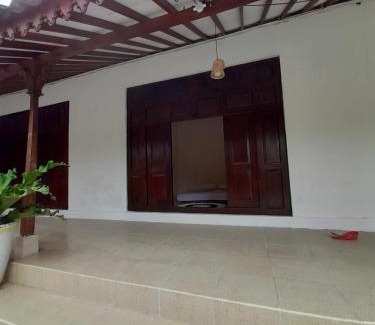 Mungkid House | Ndalem Treko Homestay
