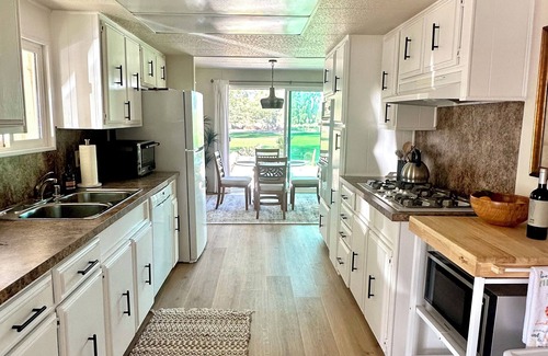 Borrego Springs House | nDesert Escape: 2BR/2BA at Roadrunner Golf and Country Club. Golf cart included!
