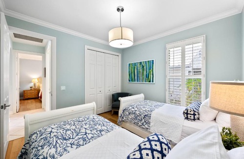 Naples Park House | Neapolitan Vacation Rental