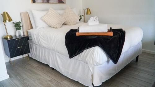 Downtown Miami Apartment | Near Airport Water Glimpse Dining & Attractions