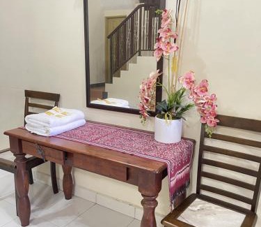 Kampung Telaga Batin House | Near Beach and Airport - Ivana Homestay Unit C1
