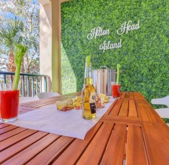 North Forest Beach Apartment | Near Beach & Coligny Plaza, Pool, Hot Tub, Patio