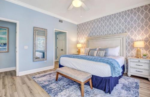 North Forest Beach Apartment | Near Beach & Coligny Plaza, Pool, Hot Tub, Patio