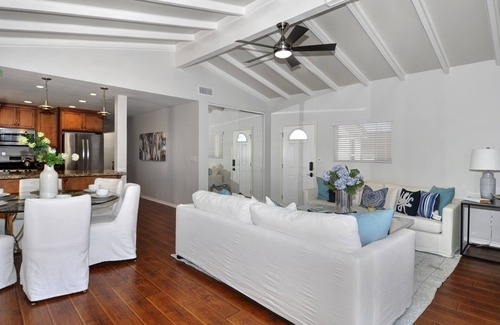 Balboa Peninsula House | Near Beach, Harbor & Ferry | Bikes | Patio | BBQ