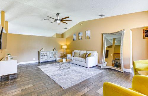 Sunrise House | Near Beaches Pet-Friendly Sunrise Escape with Patio