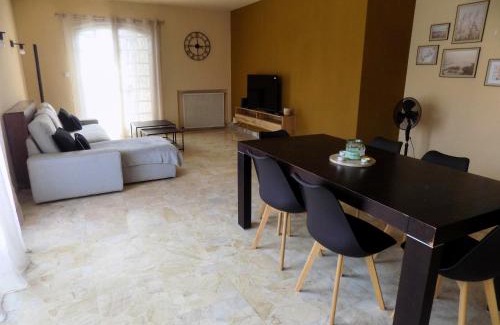 Saint-Martin Apartment | Near Canet, renovated apartment