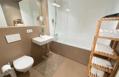 Mitte Apartment | near fair and old town