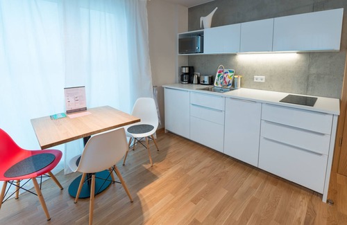 Mitte Apartment | near fair and old town