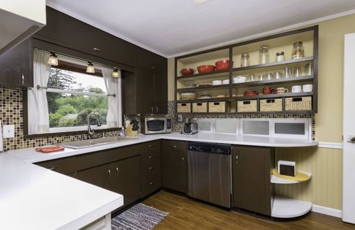 Bellingham House | Near Fairhaven, Galbraith Trails, Lake, and Golf
