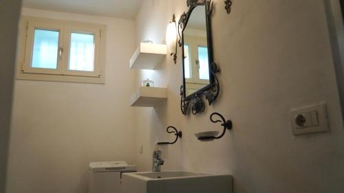 Fiorano Modenese Apartment | Near Ferrari Museum, Parking, Gym &spa Opposite