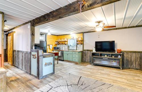 Mammoth Spring House | Near Fishing and Hiking Ozark Getaway!