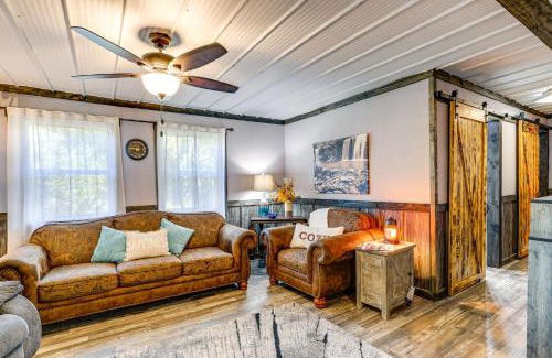 Mammoth Spring House | Near Fishing and Hiking Ozark Getaway!