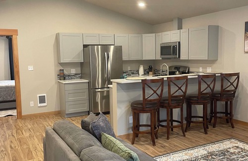 Geneva Apartment | Near Galbraith Mt. and Whatcom Falls. New apartment ready to be enjoyed.