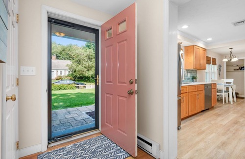 Yarmouth Port House | Near Grays Beach, Boardwalk, dogs ok, A/C, WIFI