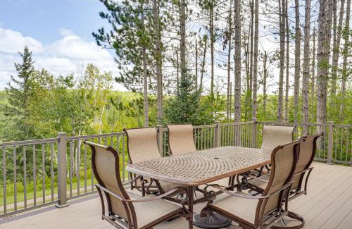 Carter House | Near Hiking and Snowmobile Trails Wabeno Cabin!