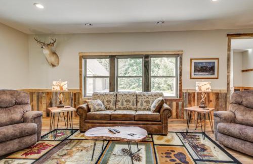 Carter House | Near Hiking and Snowmobile Trails Wabeno Cabin!