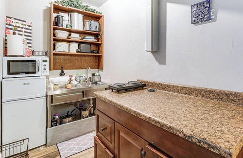 Downtown Phoenix Apartment | Near Hospitals & Airport: Cozy Studio in Phoenix!
