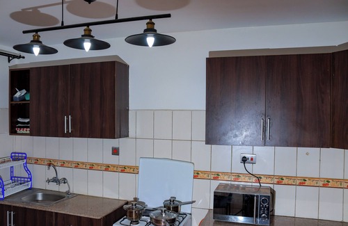 Embakasi House | Near JKIA Airport and SGR Railway Terminal. Ideal for groups and families.