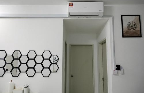 Kota Warisan Apartment | Near KLIA with Free Wifi Hana Homestay
