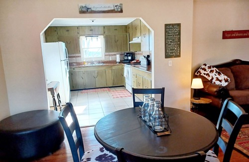 Licking House | Near Licking, MO. Close to Montauk State Park and Ozark National Scenic Riverway