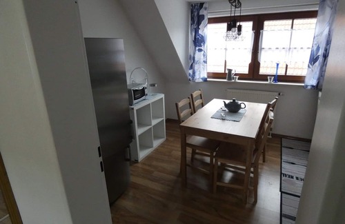 Moosburg Apartment | Near Munich - bright, central, quiet, close to the airport. Also for individuals