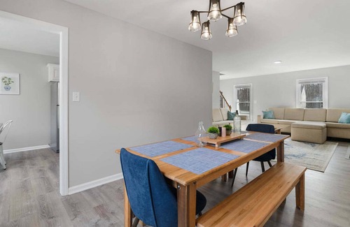 Southwest Raleigh House | Near NC State Campus & Downtown - The Maple Marvel