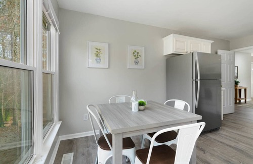 Southwest Raleigh House | Near NC State Campus & Downtown - The Maple Marvel