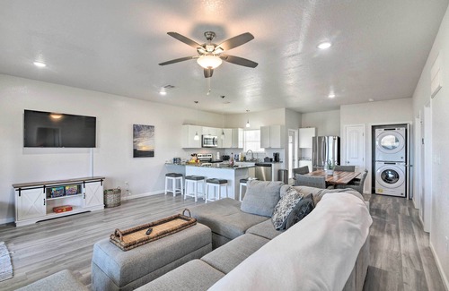 Surfside Beach Condo | Near Ocean: Surfside Beach Gem w/Deck & Views!