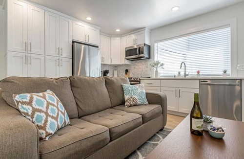 Northside House | Near San Jose State l Downtown l Private Studio