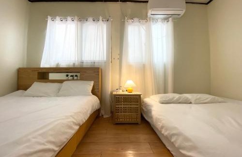 Sinchon-dong Apartment | Near Shinchon Station Private House