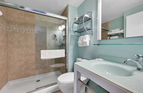Redevelopment Area House | Near Shopping District! Comfortable Unit with Heated Pool, Hot Tub & Parking!