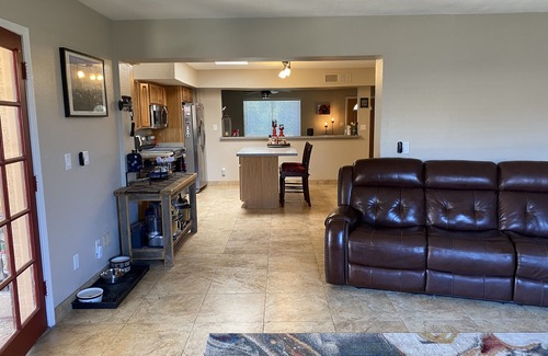 Mesa House | Near spring training facilities, golf courses, the stadium and nature!