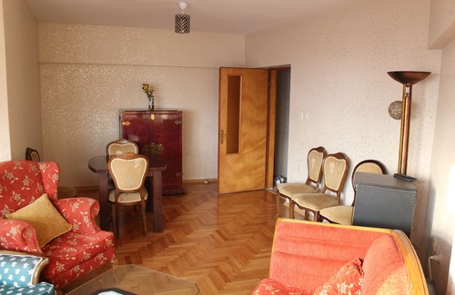 Umraniye House | Near Subway, Clean & safe