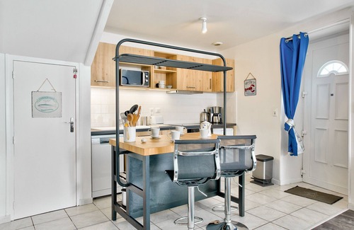 Guilvinec Ski Chalet | Near the port of Guilvinec, town house for 5