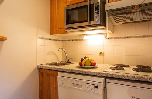 La Clusaz Apartment | Near village, ski slopes and aquatic area, 2 rooms + nook, garage, pets allowed