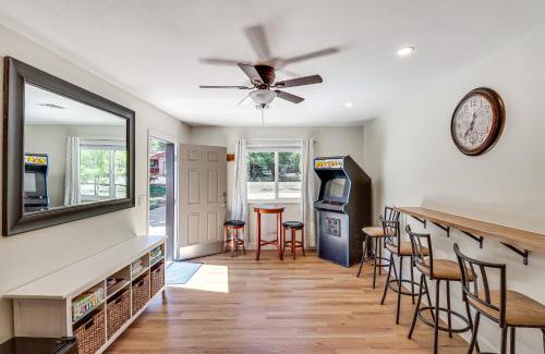 Pinetop-Lakeside House | Near Woodland Lake Park Home with Fire Pit!