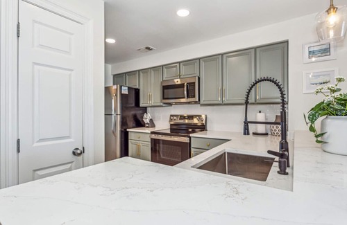 Navarre Beach Condo | Neaux Worries: Newly remodeled Ocean Front 16th Floor Pearl Condo!