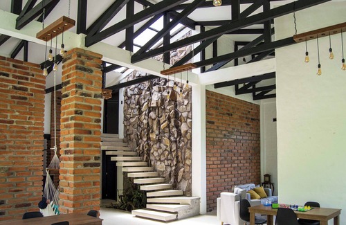 Tulipe Bed & Breakfast | Neblina Bird