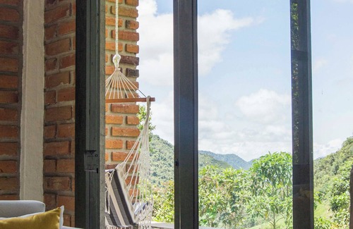 Tulipe Bed & Breakfast | Neblina Bird