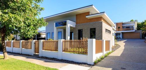 East Albury Apartment | Neddidge