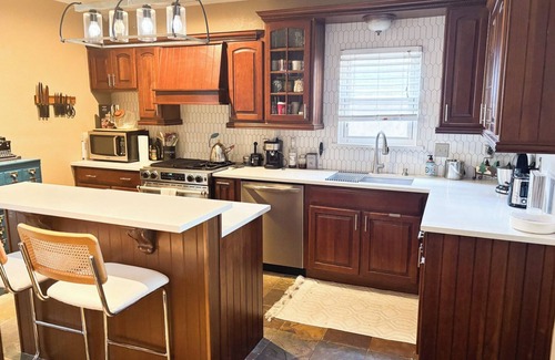 Fort Worth House | Need FIFA World Cup/Summer 26 housing? Charming 3-bedroom house in Fort Worth.