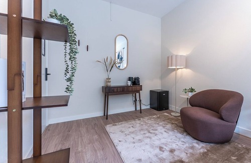 Municipality of Tilburg Apartment | Need peace to focus? This quiet spot near University Tilburg offers an affordable stay with green surroundings, shared facilities, and easy access to campus.