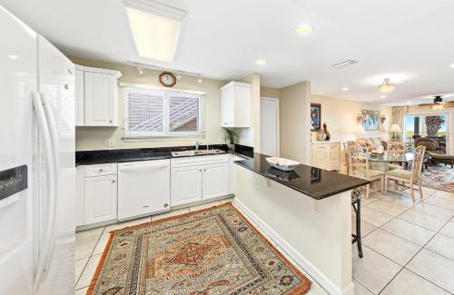 Ono Island House | Needle Rush Point Unit C11