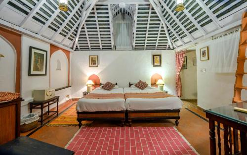 Neemrana Hotel | Neemrana Fort-Palace